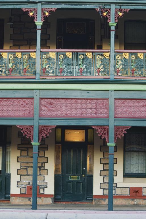 Imperial Fine Accommodation Broken Hill Exteriör bild